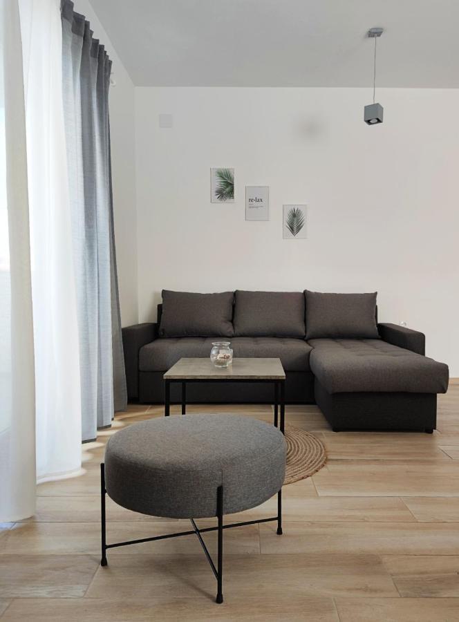 Apartments Leticia Vrsi Εξωτερικό φωτογραφία