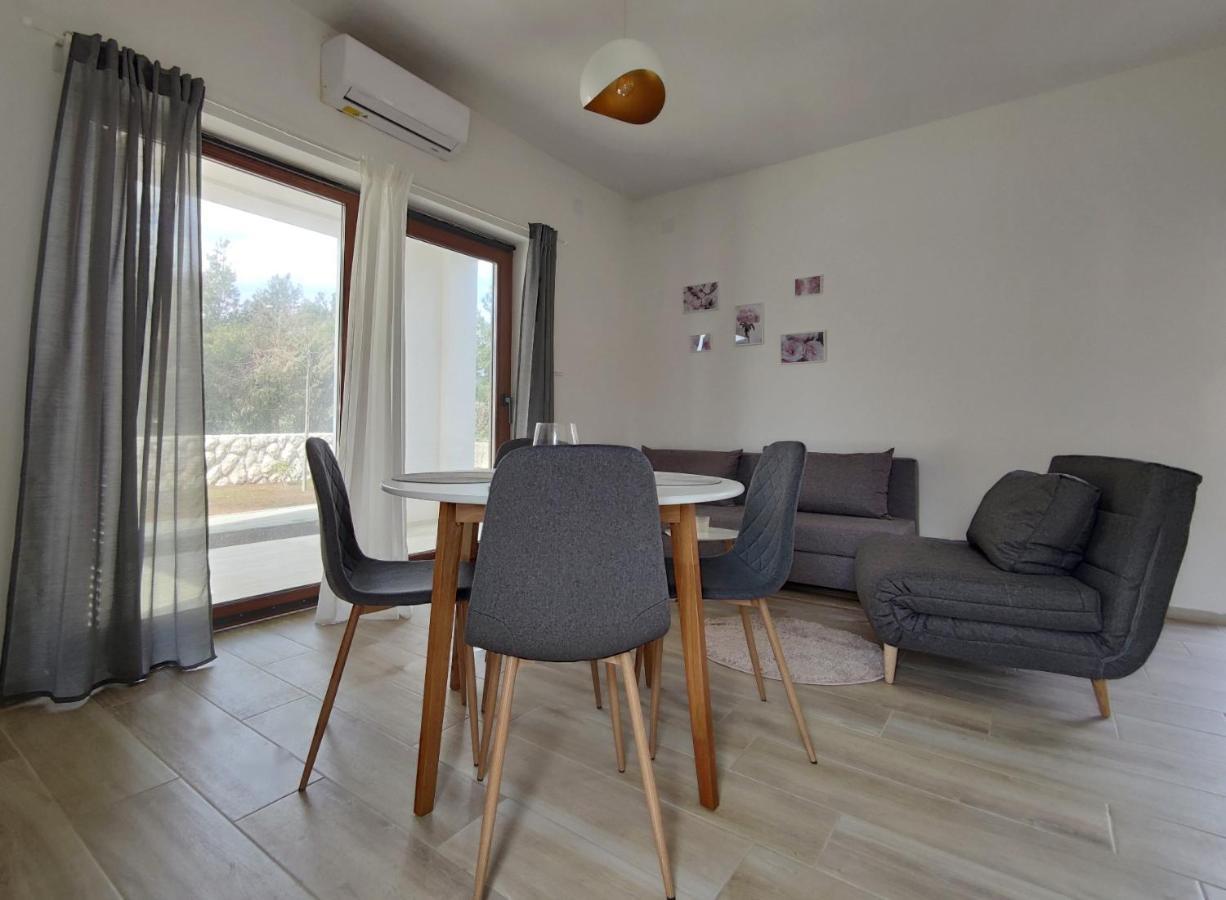Apartments Leticia Vrsi Εξωτερικό φωτογραφία