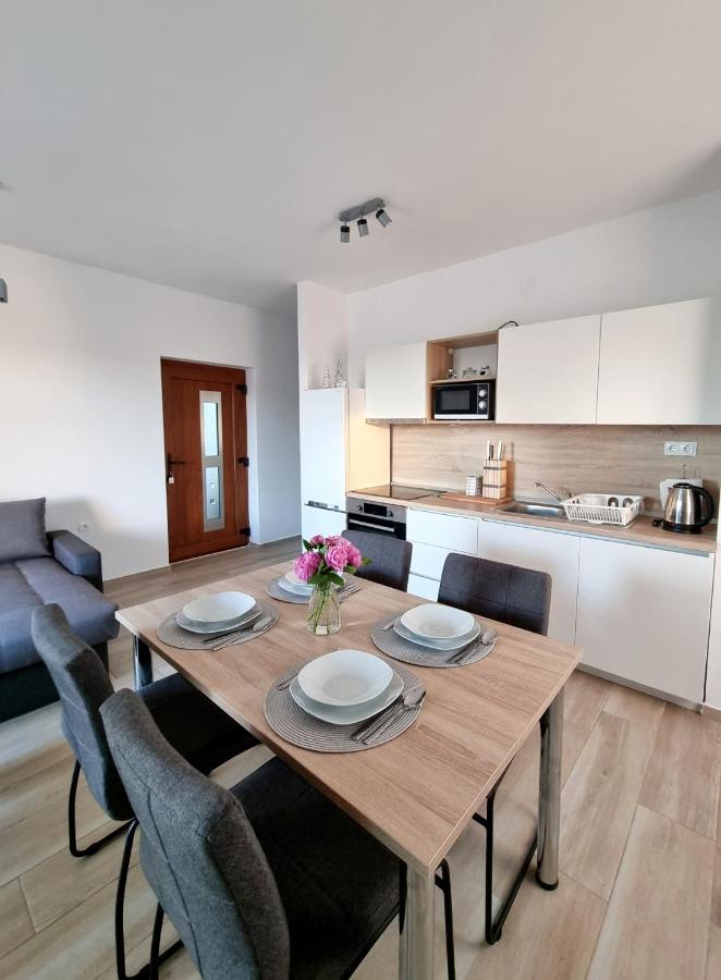 Apartments Leticia Vrsi Εξωτερικό φωτογραφία